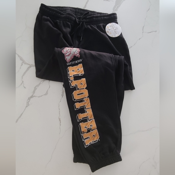 Black Harry Potter Gryffindor Joggers - Picture 2 of 7